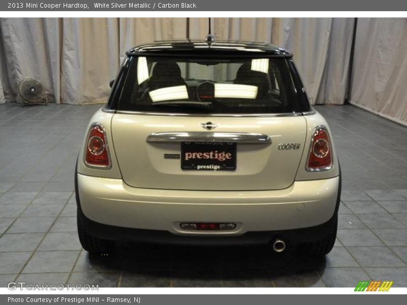 White Silver Metallic / Carbon Black 2013 Mini Cooper Hardtop