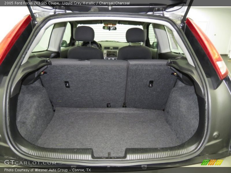  2005 Focus ZX3 SES Coupe Trunk