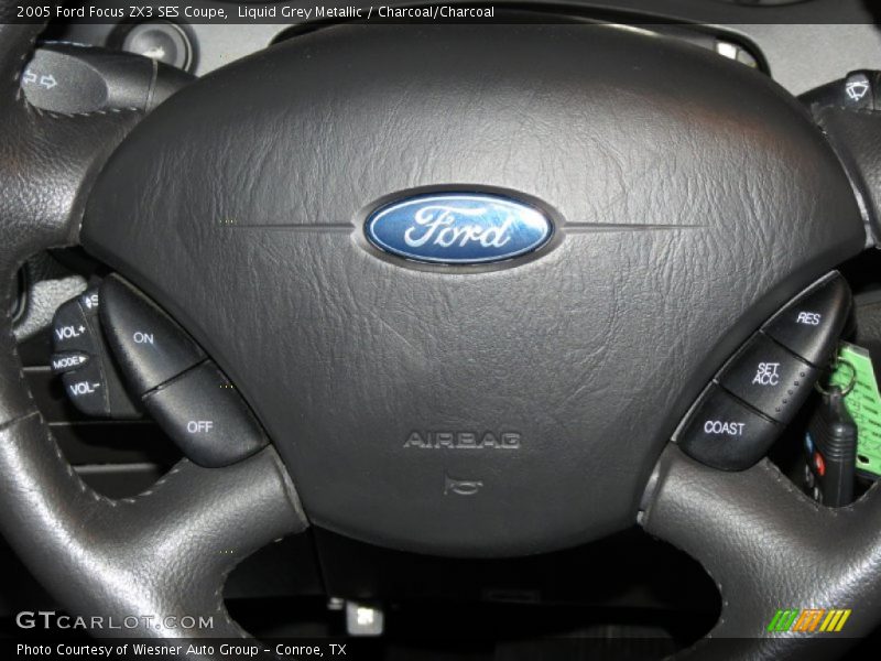 Liquid Grey Metallic / Charcoal/Charcoal 2005 Ford Focus ZX3 SES Coupe