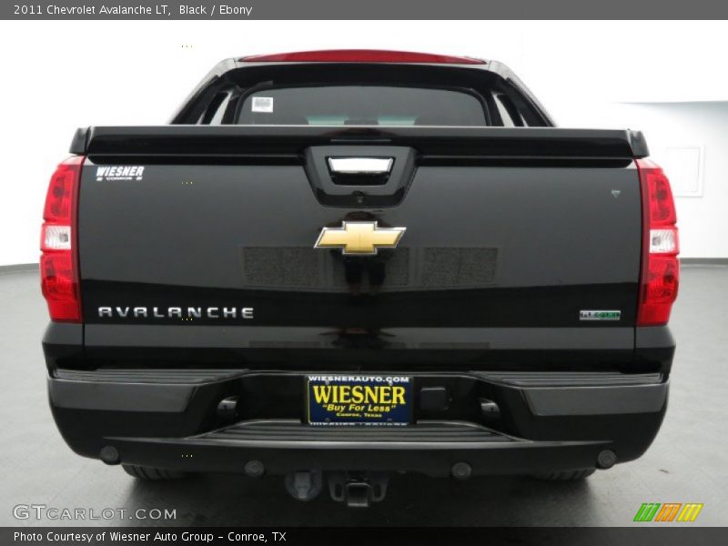 Black / Ebony 2011 Chevrolet Avalanche LT