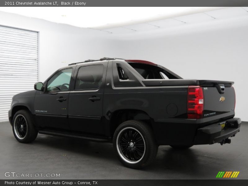 Black / Ebony 2011 Chevrolet Avalanche LT
