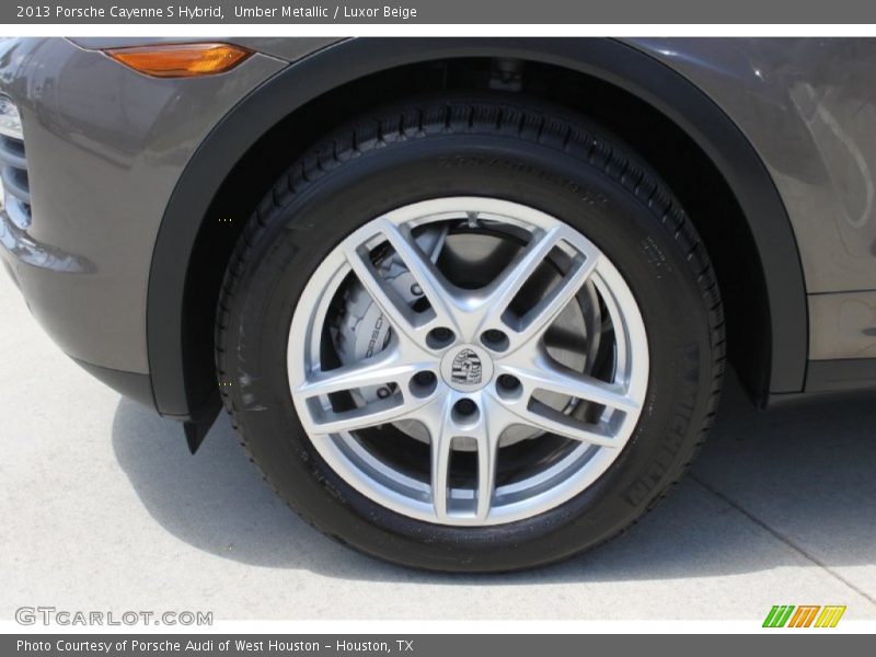  2013 Cayenne S Hybrid Wheel
