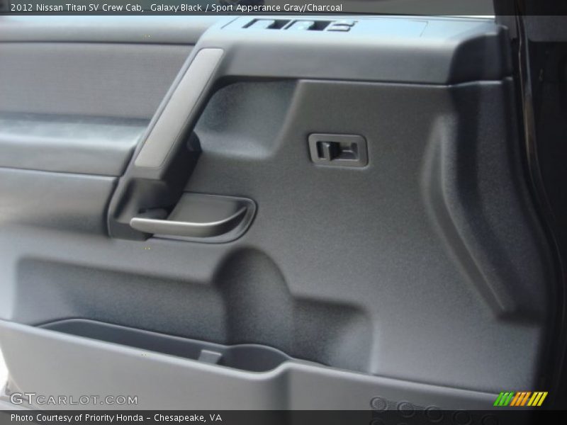 Galaxy Black / Sport Apperance Gray/Charcoal 2012 Nissan Titan SV Crew Cab