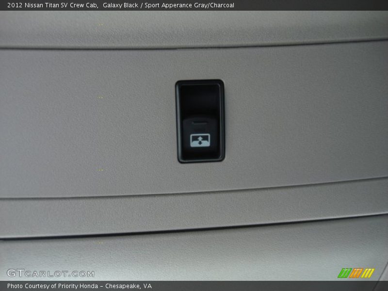 Galaxy Black / Sport Apperance Gray/Charcoal 2012 Nissan Titan SV Crew Cab