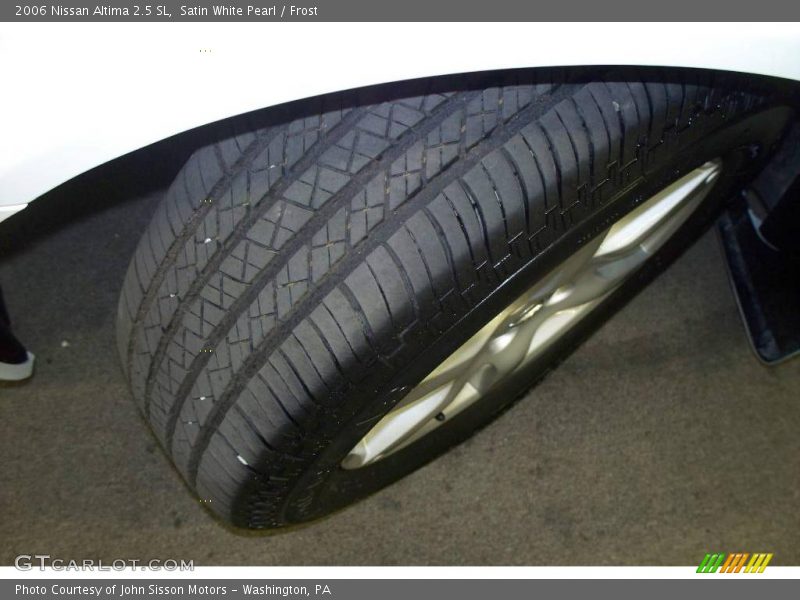 Satin White Pearl / Frost 2006 Nissan Altima 2.5 SL