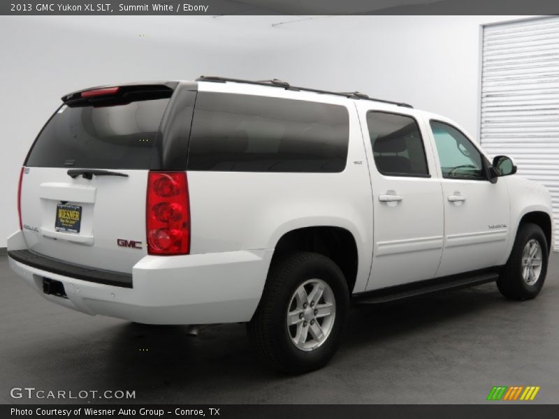 Summit White / Ebony 2013 GMC Yukon XL SLT