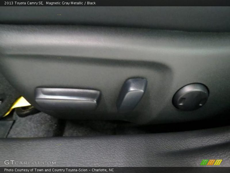 Magnetic Gray Metallic / Black 2013 Toyota Camry SE