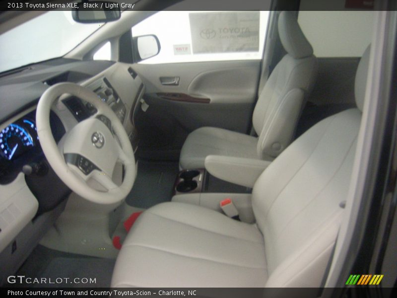 Black / Light Gray 2013 Toyota Sienna XLE