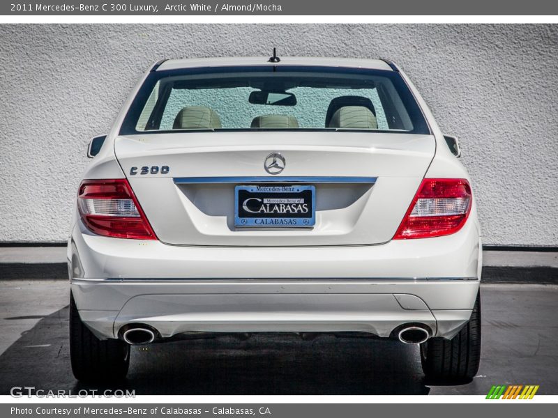 Arctic White / Almond/Mocha 2011 Mercedes-Benz C 300 Luxury