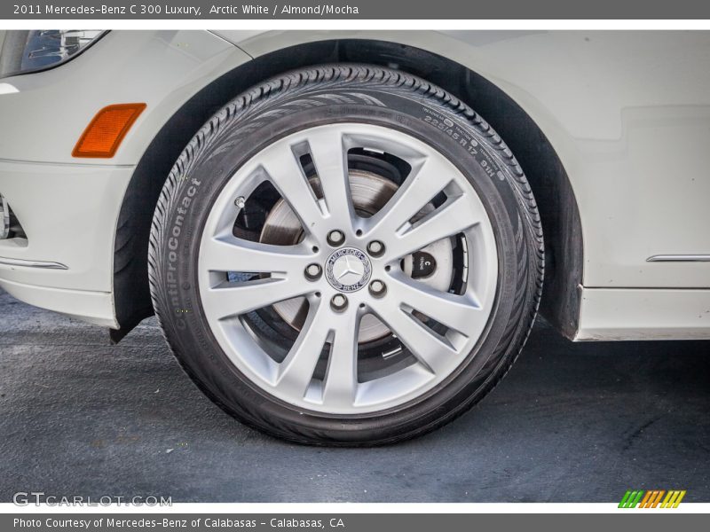 Arctic White / Almond/Mocha 2011 Mercedes-Benz C 300 Luxury