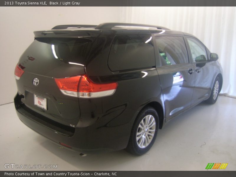 Black / Light Gray 2013 Toyota Sienna XLE