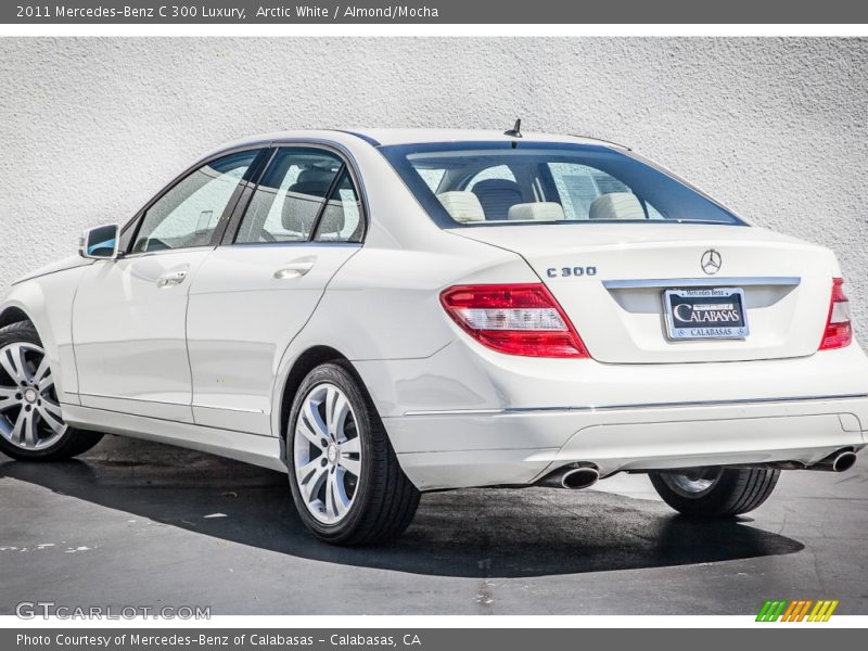 Arctic White / Almond/Mocha 2011 Mercedes-Benz C 300 Luxury
