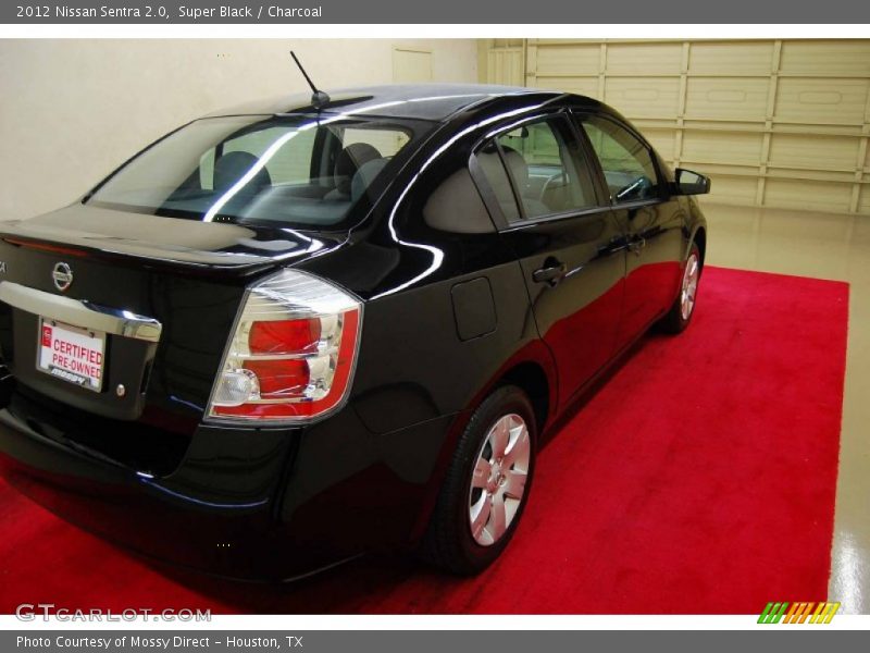Super Black / Charcoal 2012 Nissan Sentra 2.0