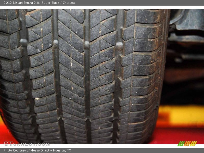 Super Black / Charcoal 2012 Nissan Sentra 2.0