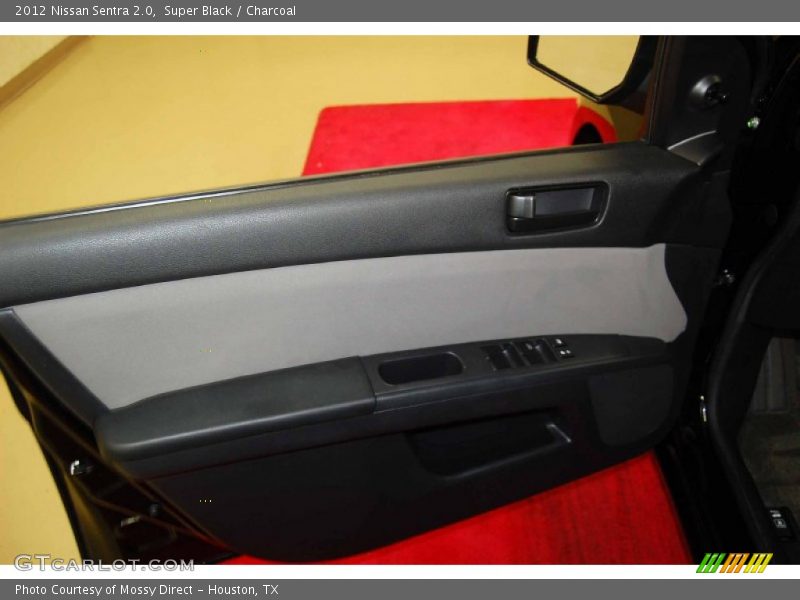 Super Black / Charcoal 2012 Nissan Sentra 2.0