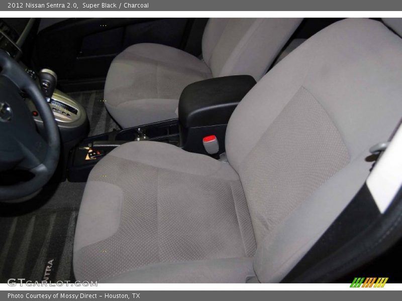 Super Black / Charcoal 2012 Nissan Sentra 2.0