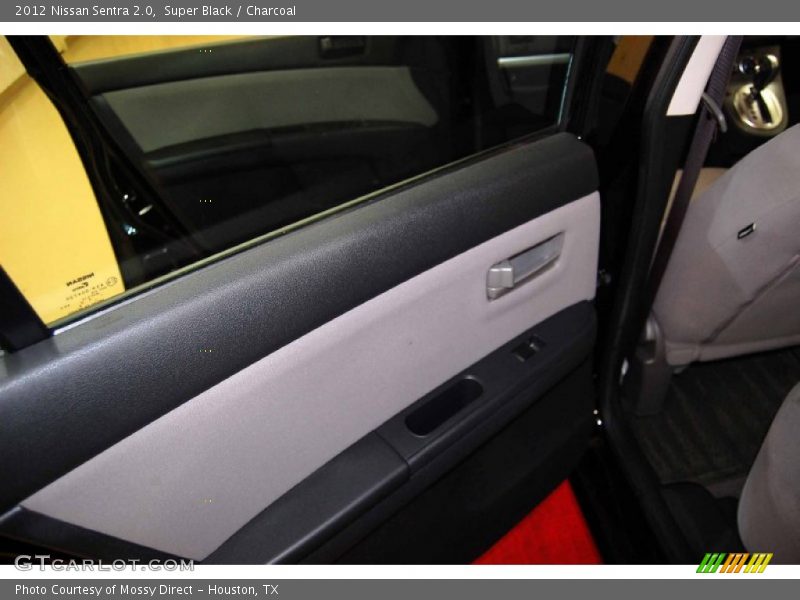 Super Black / Charcoal 2012 Nissan Sentra 2.0