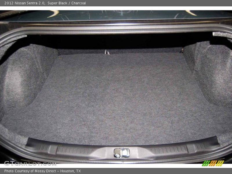 Super Black / Charcoal 2012 Nissan Sentra 2.0