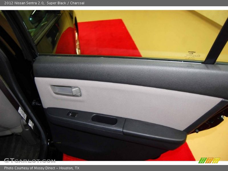 Super Black / Charcoal 2012 Nissan Sentra 2.0