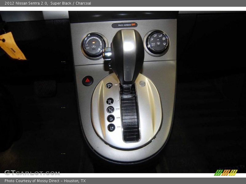 Super Black / Charcoal 2012 Nissan Sentra 2.0