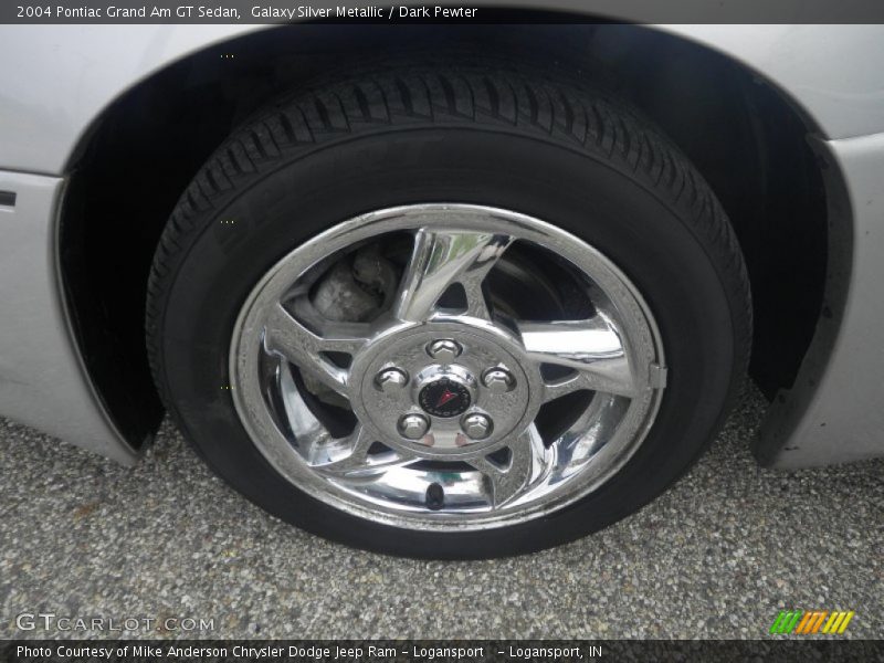 Galaxy Silver Metallic / Dark Pewter 2004 Pontiac Grand Am GT Sedan