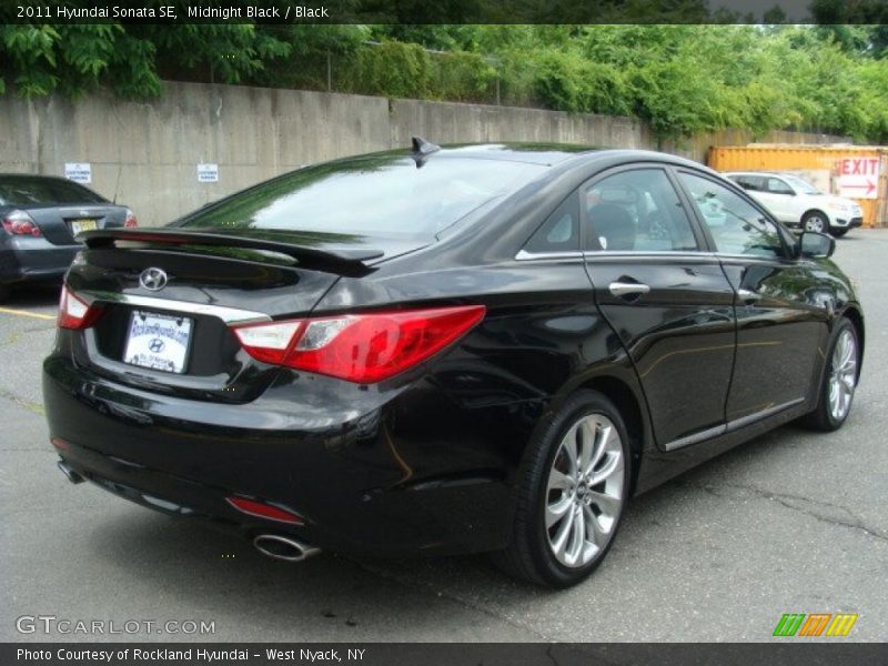 Midnight Black / Black 2011 Hyundai Sonata SE