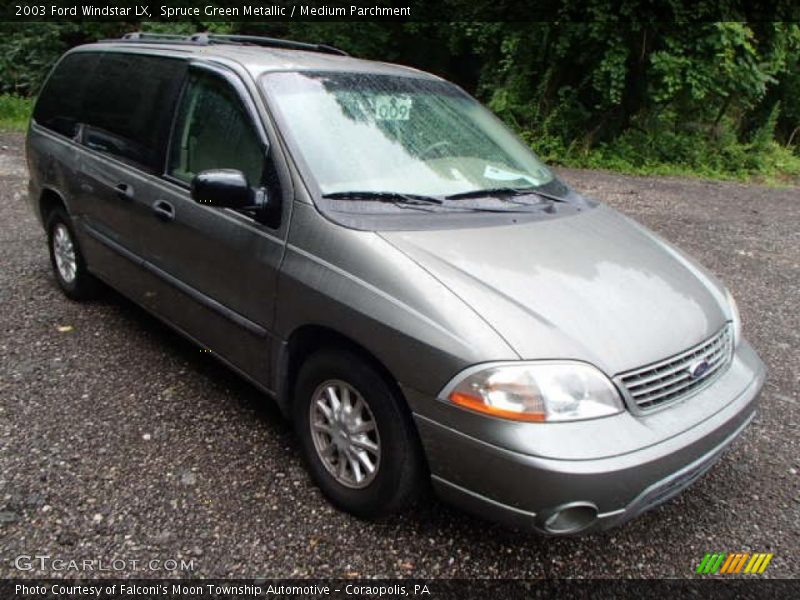 Front 3/4 View of 2003 Windstar LX