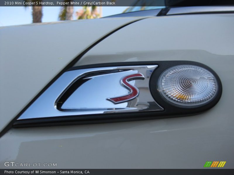 Pepper White / Grey/Carbon Black 2010 Mini Cooper S Hardtop