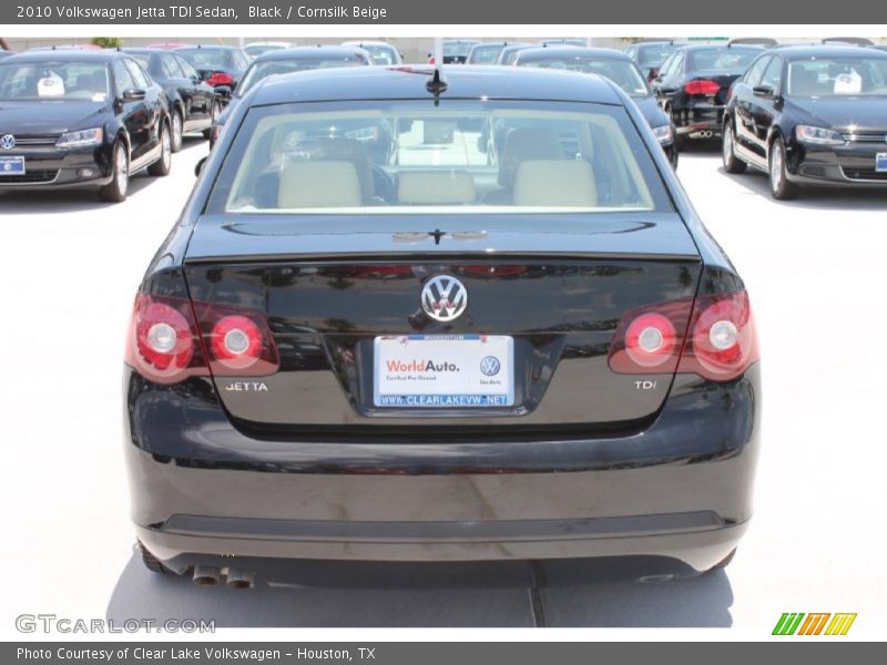 Black / Cornsilk Beige 2010 Volkswagen Jetta TDI Sedan