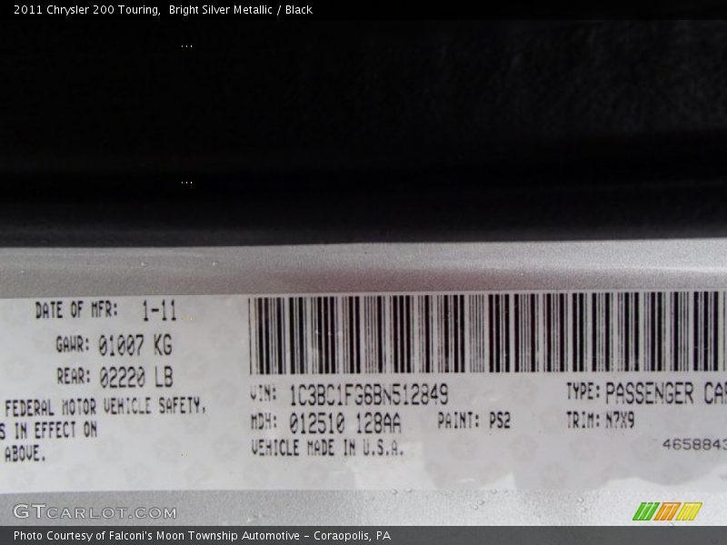 Bright Silver Metallic / Black 2011 Chrysler 200 Touring