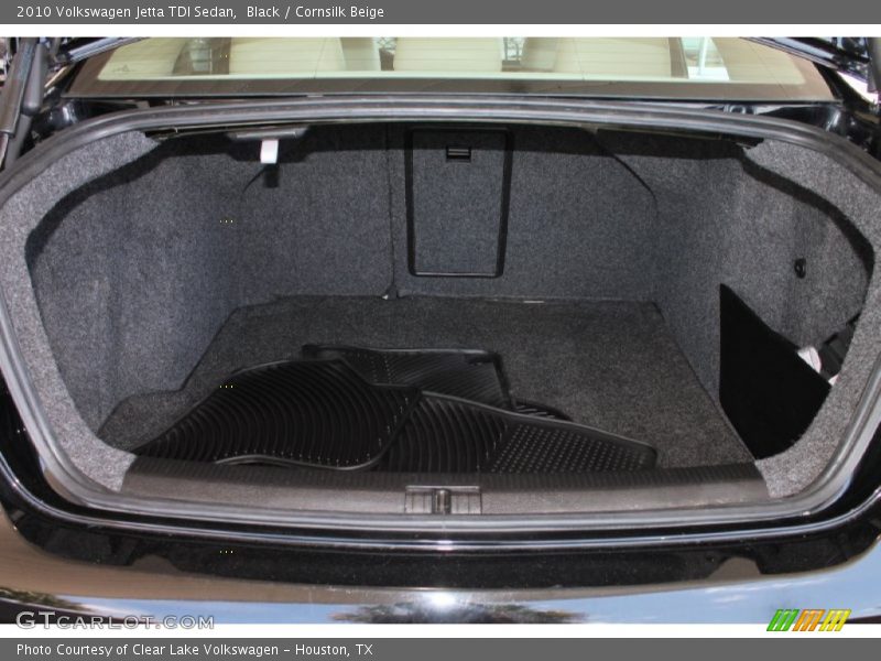 Black / Cornsilk Beige 2010 Volkswagen Jetta TDI Sedan