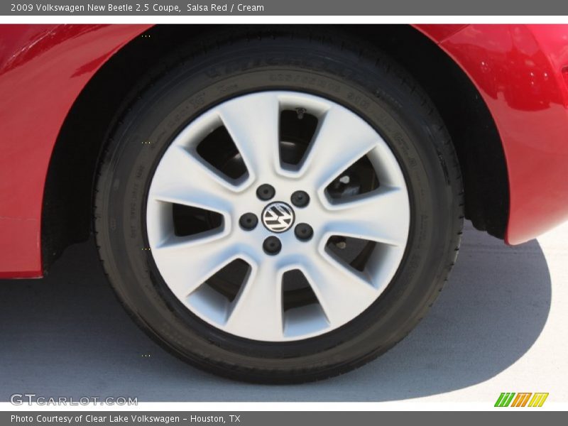 Salsa Red / Cream 2009 Volkswagen New Beetle 2.5 Coupe