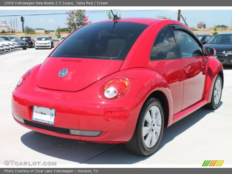 Salsa Red / Cream 2009 Volkswagen New Beetle 2.5 Coupe