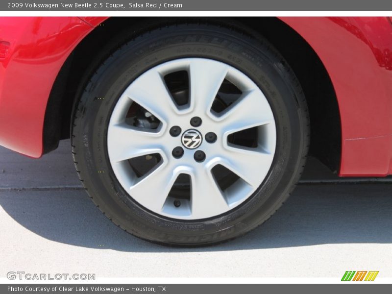 Salsa Red / Cream 2009 Volkswagen New Beetle 2.5 Coupe