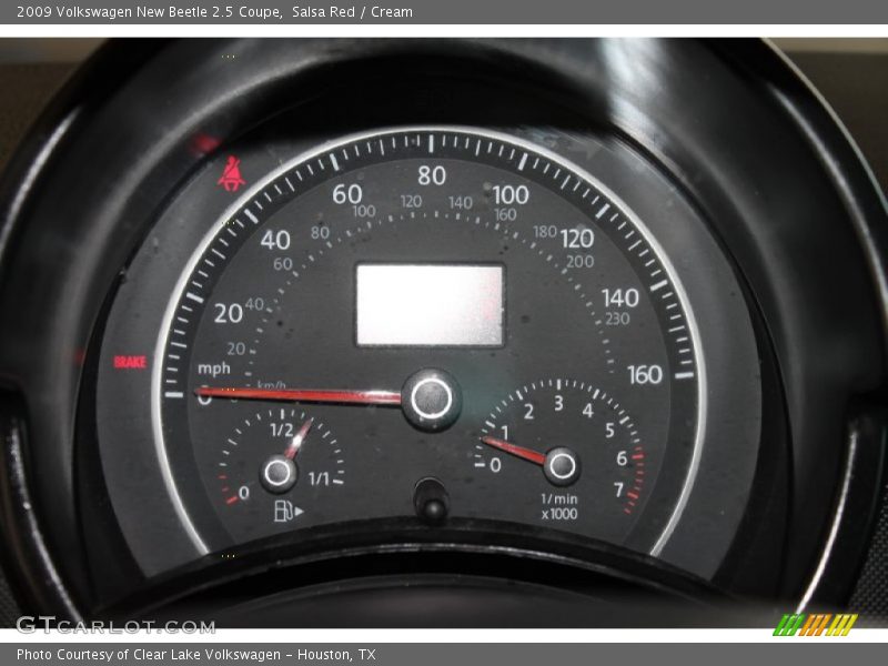 Salsa Red / Cream 2009 Volkswagen New Beetle 2.5 Coupe