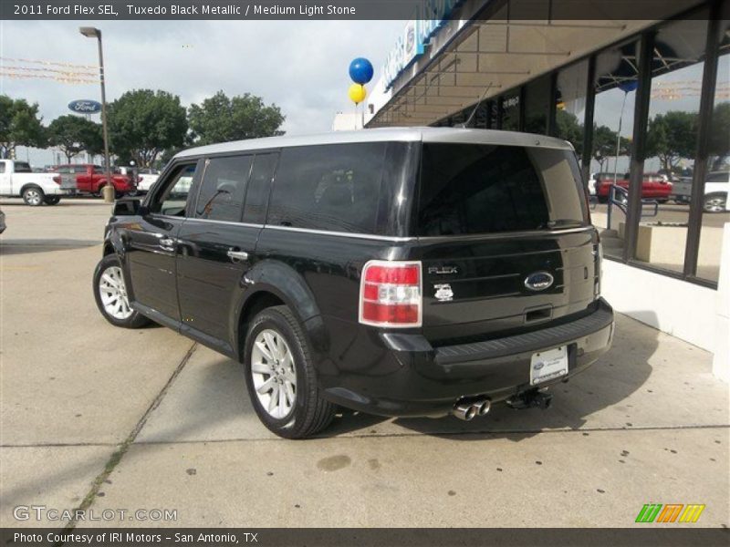 Tuxedo Black Metallic / Medium Light Stone 2011 Ford Flex SEL