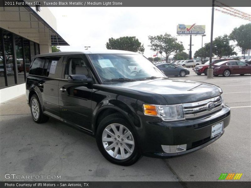 Tuxedo Black Metallic / Medium Light Stone 2011 Ford Flex SEL