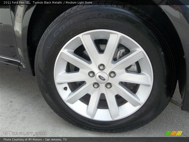 Tuxedo Black Metallic / Medium Light Stone 2011 Ford Flex SEL
