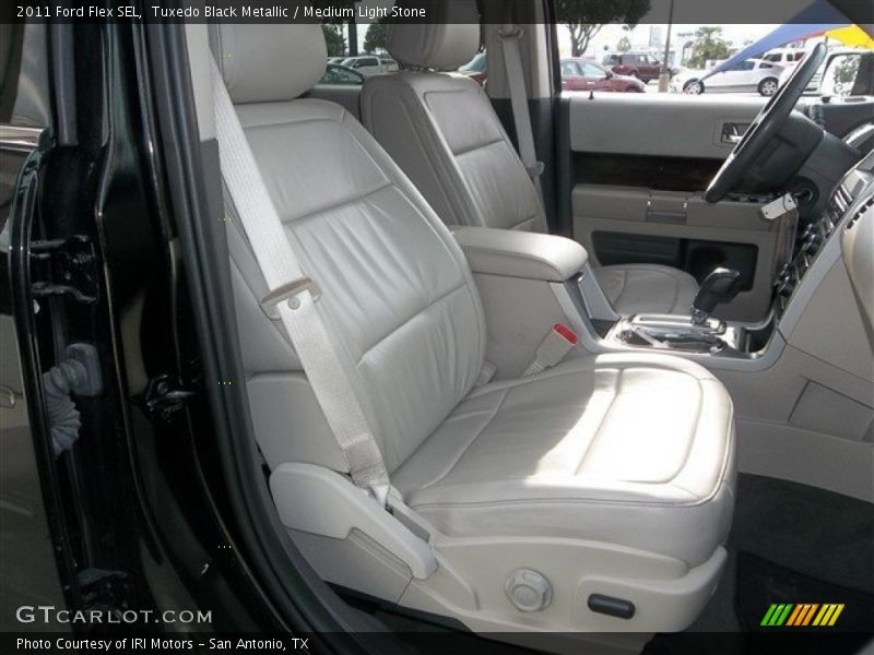 Tuxedo Black Metallic / Medium Light Stone 2011 Ford Flex SEL
