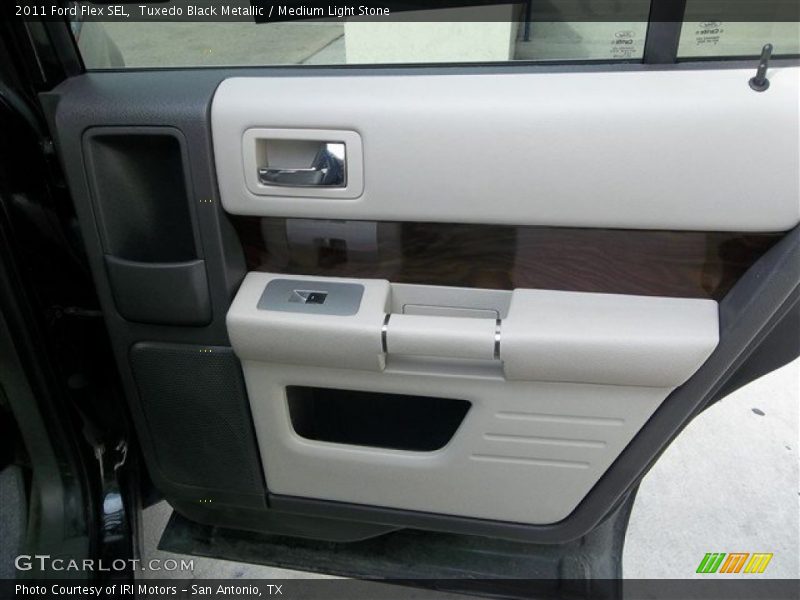 Tuxedo Black Metallic / Medium Light Stone 2011 Ford Flex SEL
