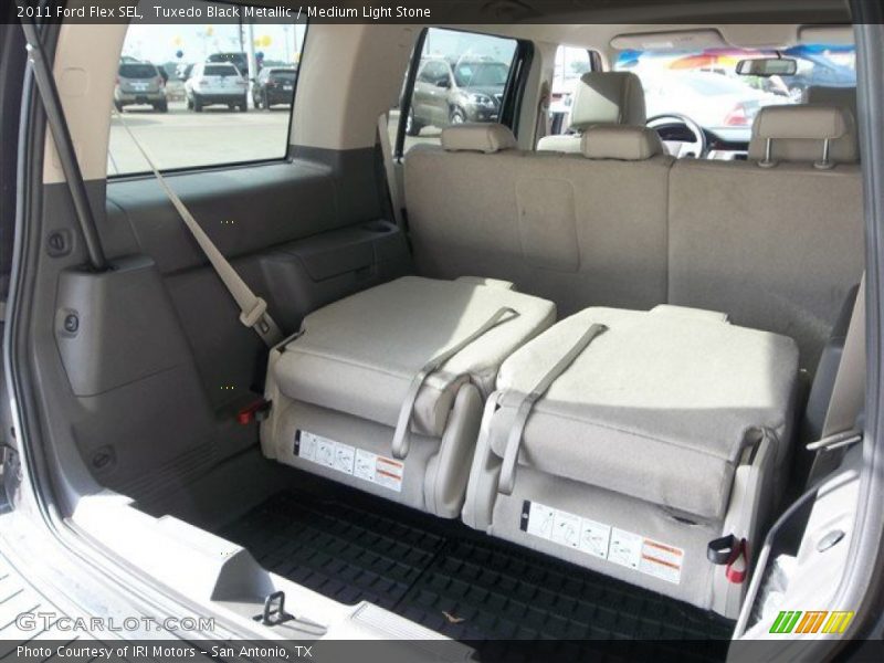 Tuxedo Black Metallic / Medium Light Stone 2011 Ford Flex SEL