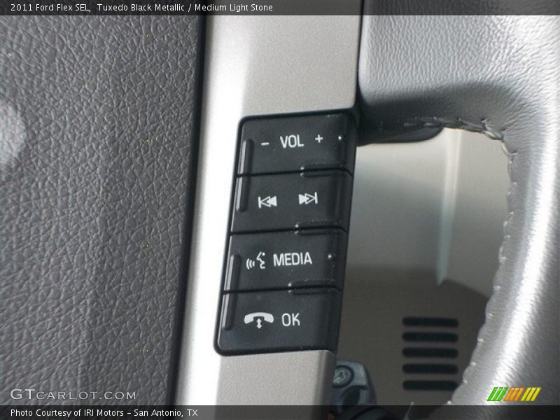 Tuxedo Black Metallic / Medium Light Stone 2011 Ford Flex SEL