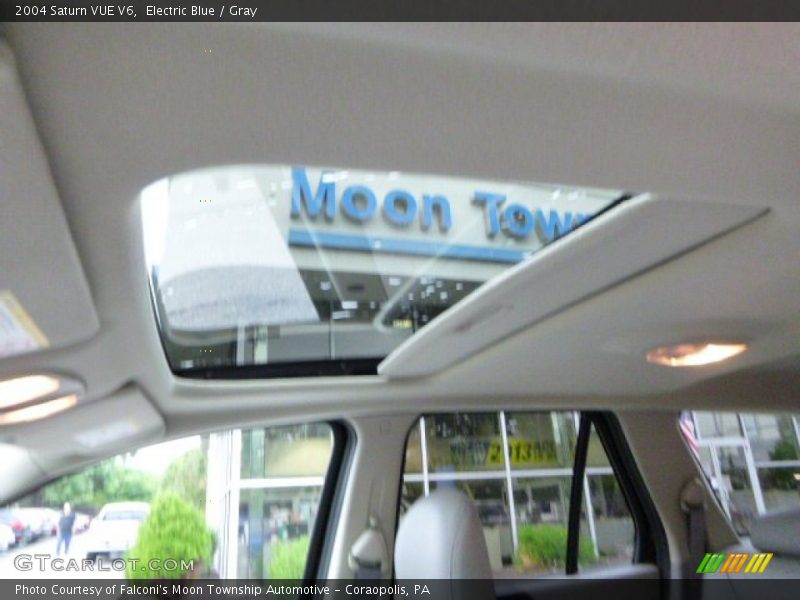 Electric Blue / Gray 2004 Saturn VUE V6