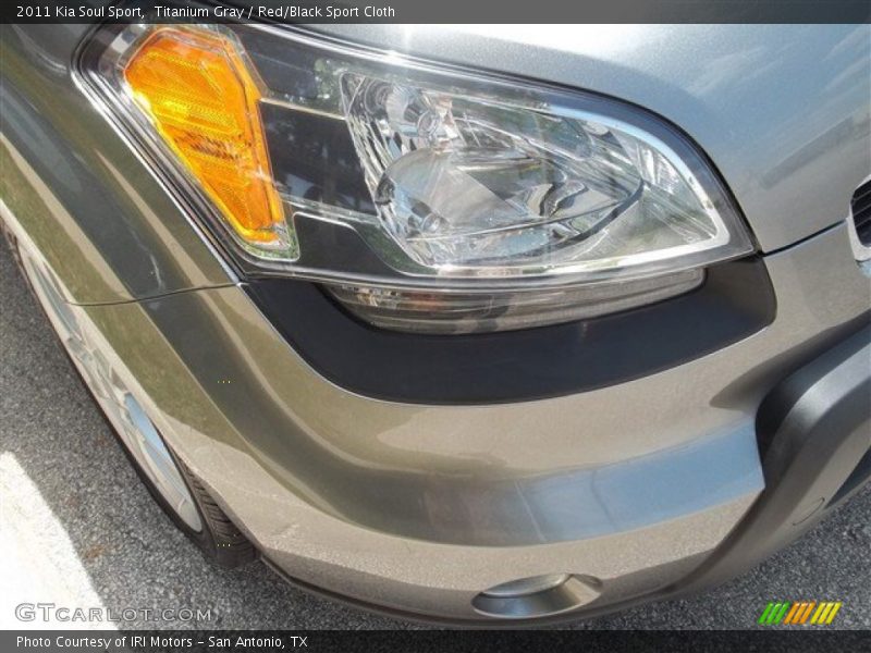 Titanium Gray / Red/Black Sport Cloth 2011 Kia Soul Sport