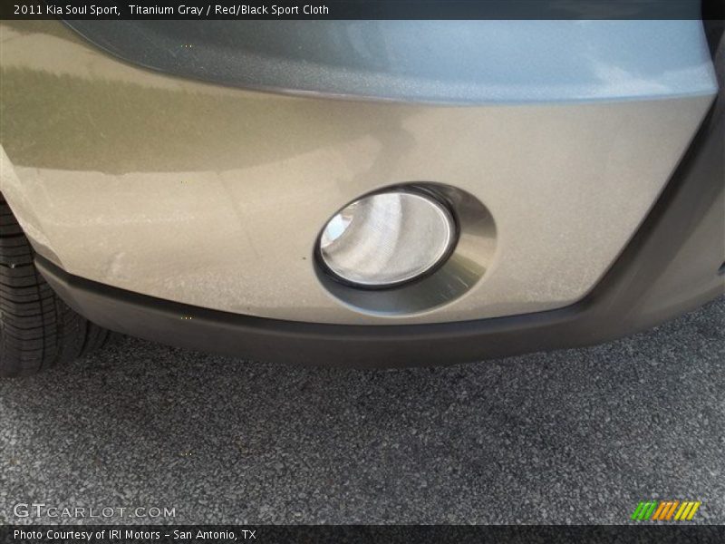Titanium Gray / Red/Black Sport Cloth 2011 Kia Soul Sport