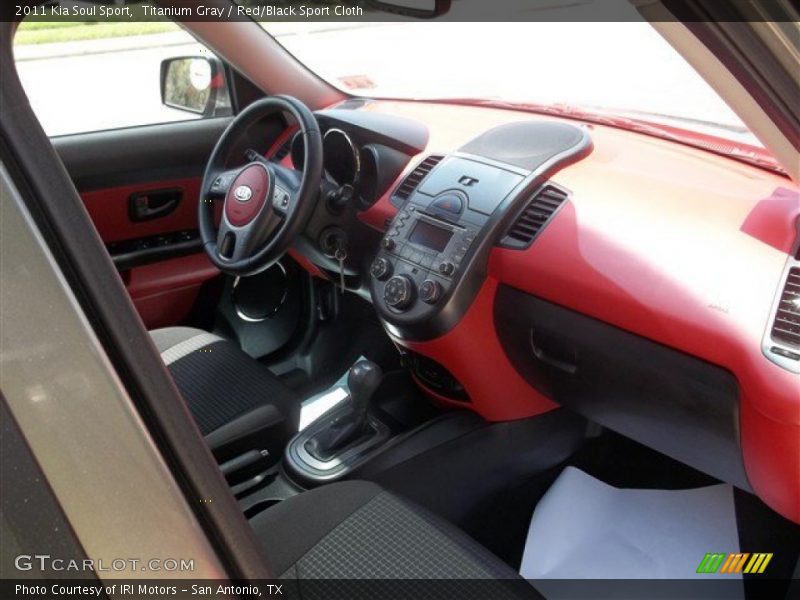 Titanium Gray / Red/Black Sport Cloth 2011 Kia Soul Sport