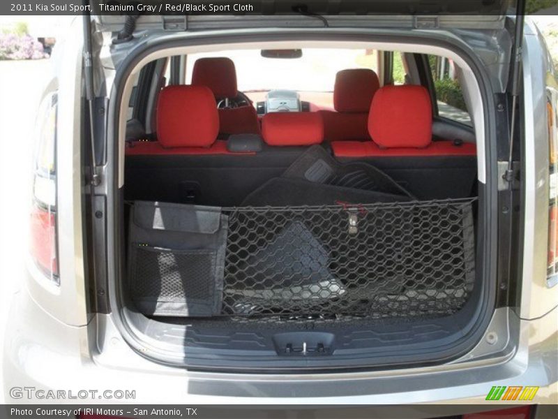 Titanium Gray / Red/Black Sport Cloth 2011 Kia Soul Sport