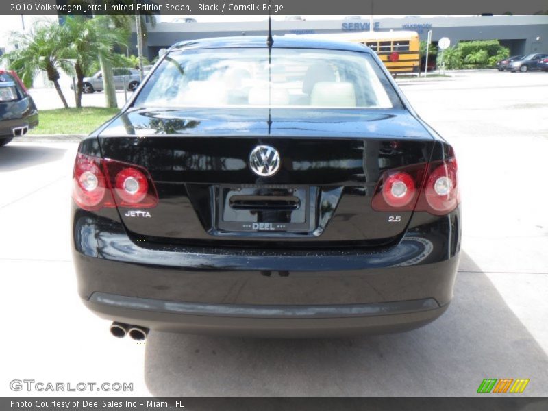 Black / Cornsilk Beige 2010 Volkswagen Jetta Limited Edition Sedan