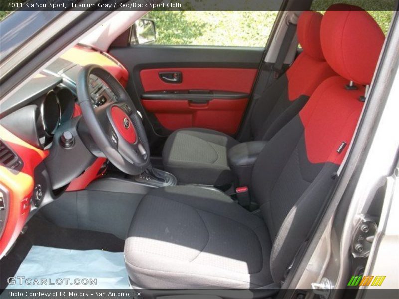 Titanium Gray / Red/Black Sport Cloth 2011 Kia Soul Sport