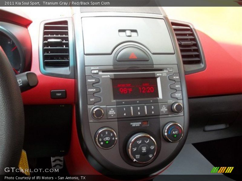 Titanium Gray / Red/Black Sport Cloth 2011 Kia Soul Sport